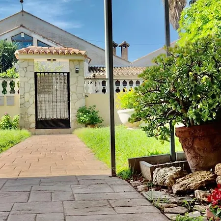 Lezardiere House *